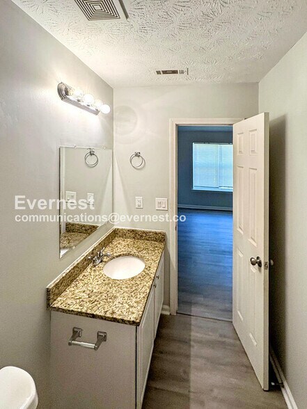 Building Photo - 201 Coldsprings Ct