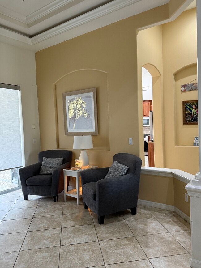 Building Photo - 5522 Eastwind Dr