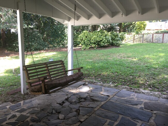 Building Photo - CLOSE TO THE UNIVERSITY OF SOUTH ALABAMA A...