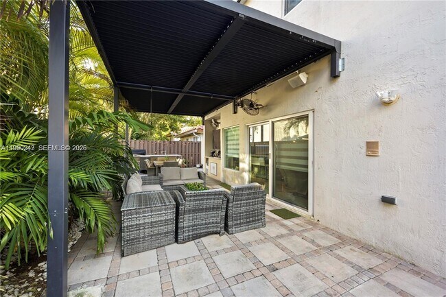 Building Photo - 11243 NW 58th Terrace