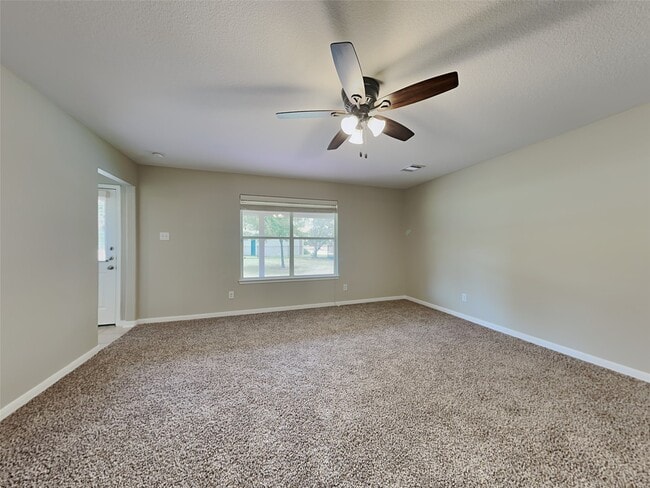 Building Photo - 28906 Rio Grande River Dr