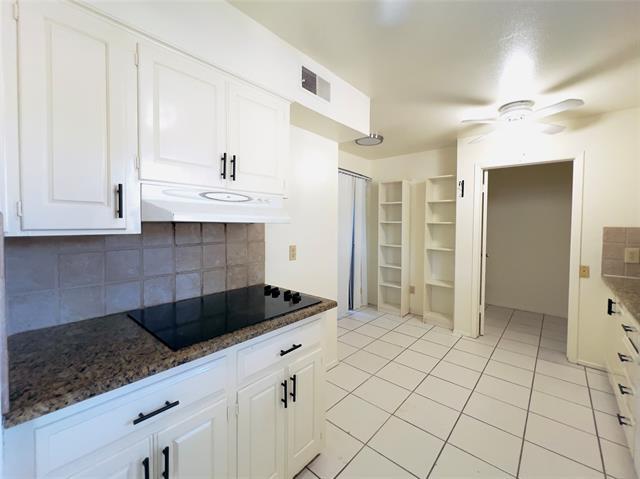 Building Photo - 7040 Briarmeadow Dr