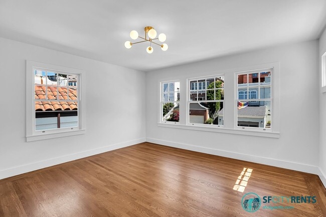 Building Photo - West Portal: Newly Remodeled Detached Sing...