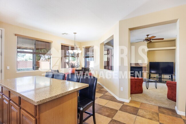 Building Photo - Beautiful Home with a POOL Service Included