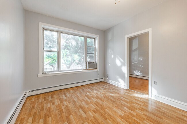 Building Photo - 2652 W 23rd Pl