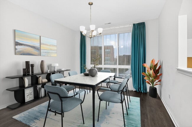 Building Photo - 1276 Lakepointe Dr