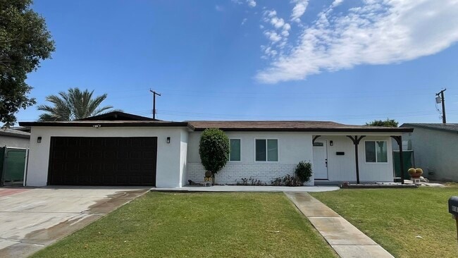 Building Photo - 81683 De Plata Ave