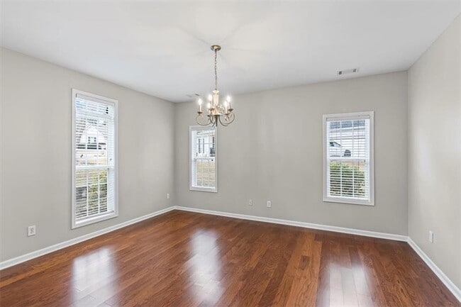 Building Photo - 5551 Wood Vale Ct