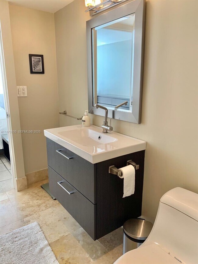 Building Photo - 500 Three Islands Boulevard