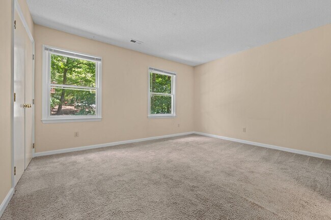 Building Photo - TWO WEEKS OFF RENT! Two Bedroom Townhome with Private Wraparound Deck in Carrboro!
