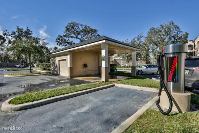 Building Photo - 2 br, 2 bath Condo - 940 Village Trl