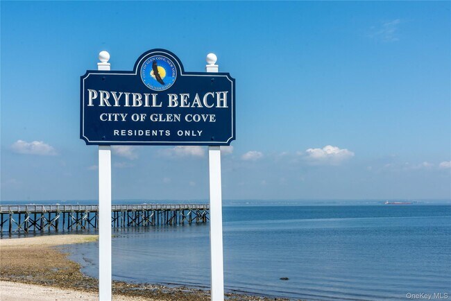 Building Photo - 135 Woolsey Ave