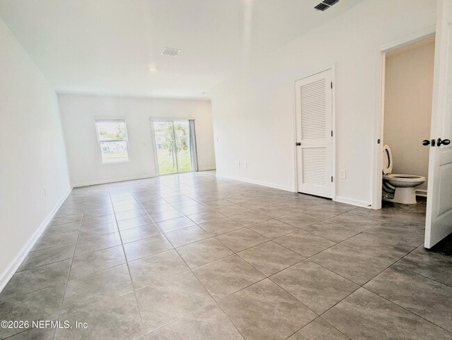 Building Photo - 213 Tidal Bch Ave