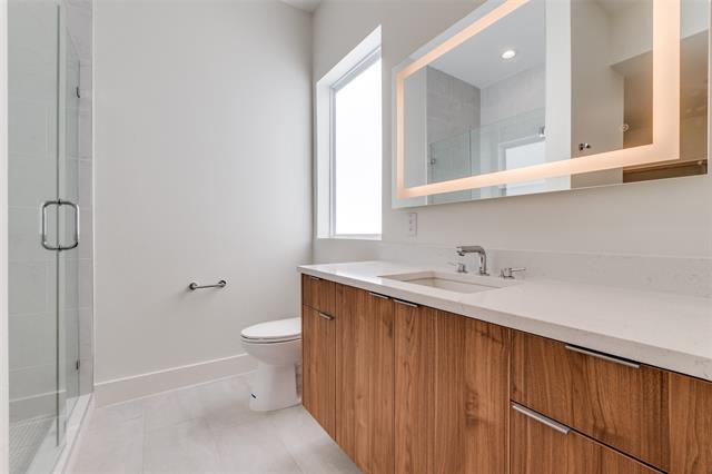 Building Photo - 2206 Arroyo Ave