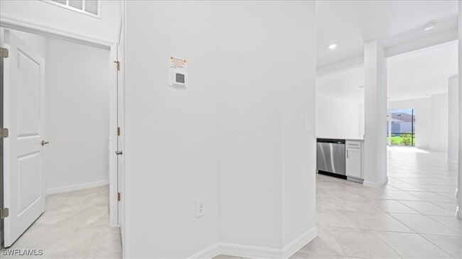 Building Photo - 14694 White Pearl Rd