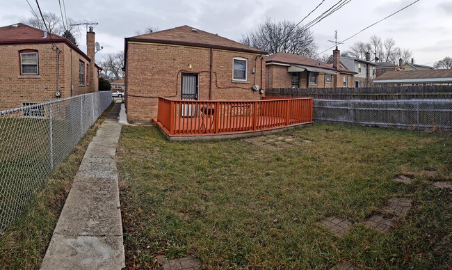 Building Photo - 9620 S Wallace St