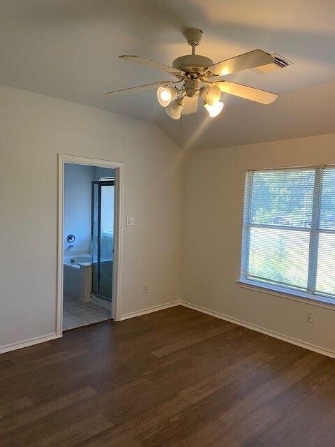 Building Photo - 2926 Loganberry Park Ln