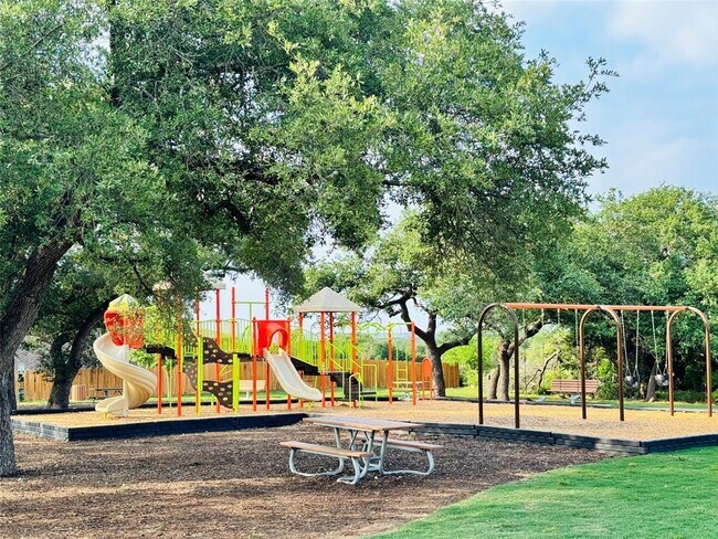 Building Photo - 709 Jud Allen Wy