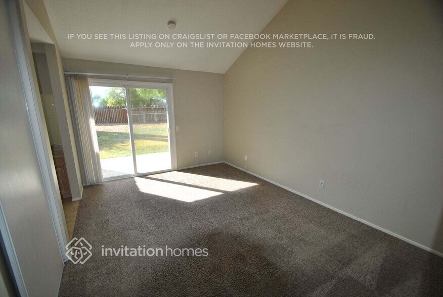 Building Photo - 42705 San Julian Pl
