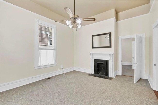 Building Photo - 361 Regina Ave