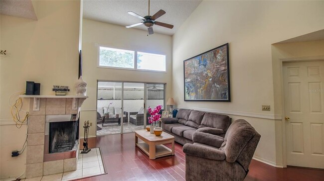 Building Photo - 913 Red Dandy Dr