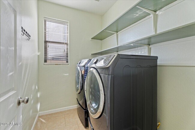 Building Photo - 26051 N 163rd Dr