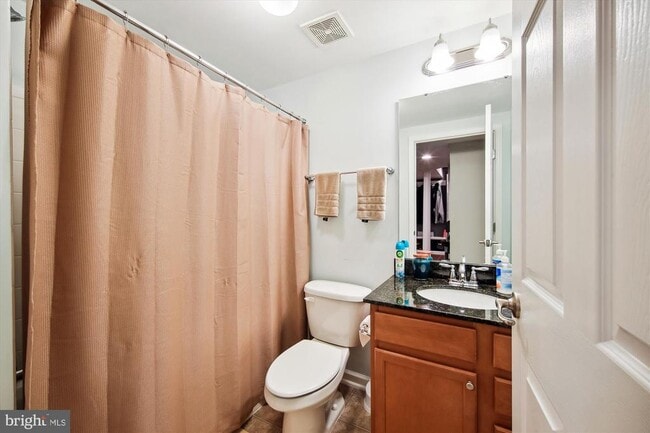 Building Photo - 944 Hall Station Dr