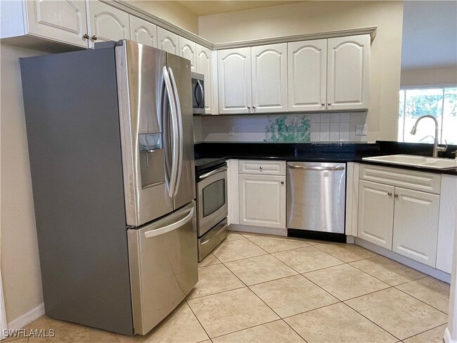 Building Photo - 12781 Eagle Pointe Cir
