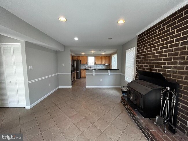 Building Photo - 1700 Sadlers Wells Dr