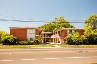 Building Photo - Chalmers Apartments