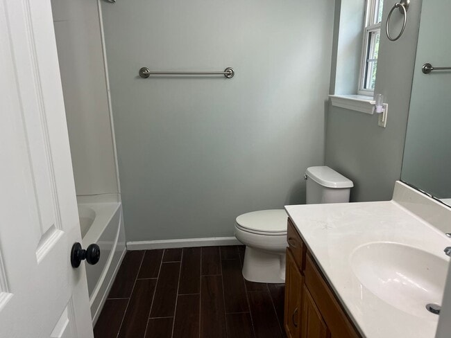 Building Photo - Townhouse in Townes at Buckwalter