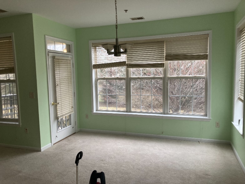 Building Photo - 41 Kyle Way