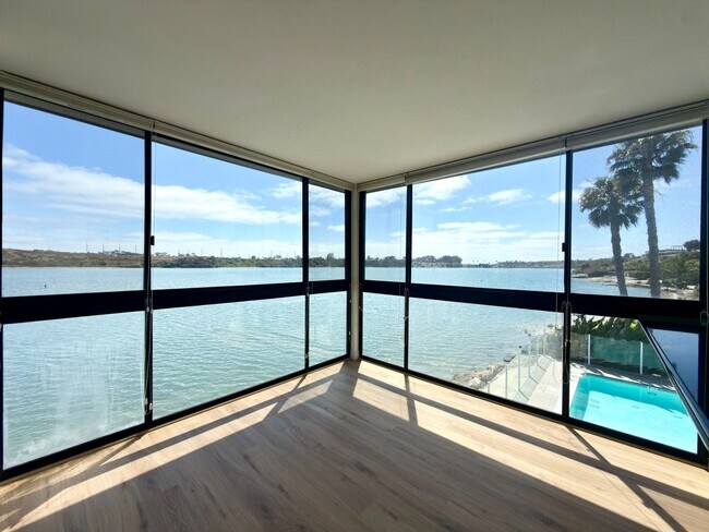 Building Photo - Panoramic Ocean and Lagoon Views