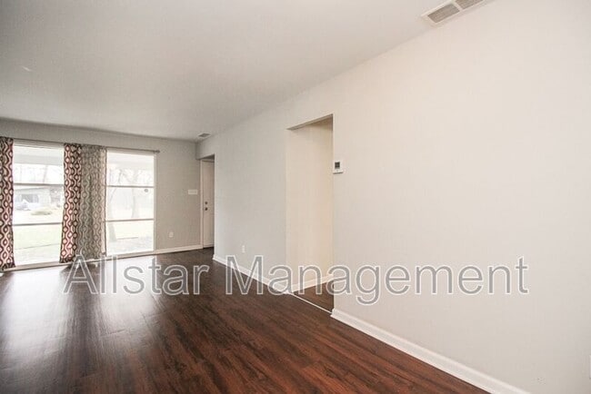 Building Photo - 6393 Springwood Rd