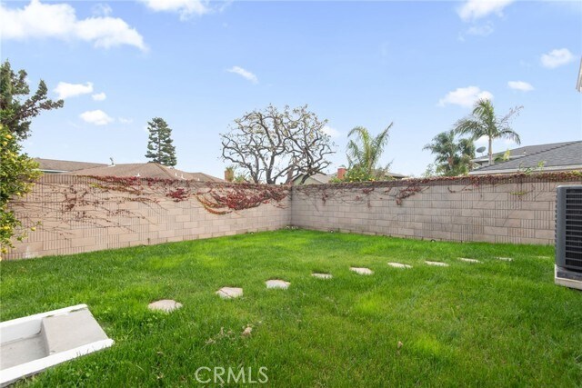 Building Photo - 23316 Almarosa Ave