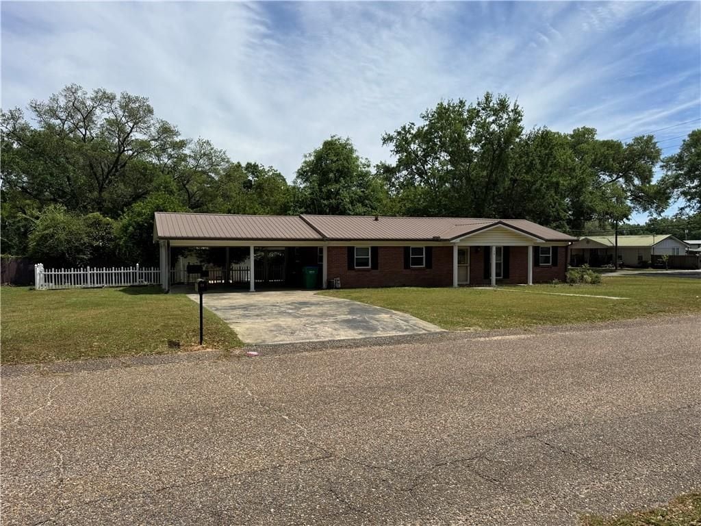 Building Photo - 14 Lafayette Dr