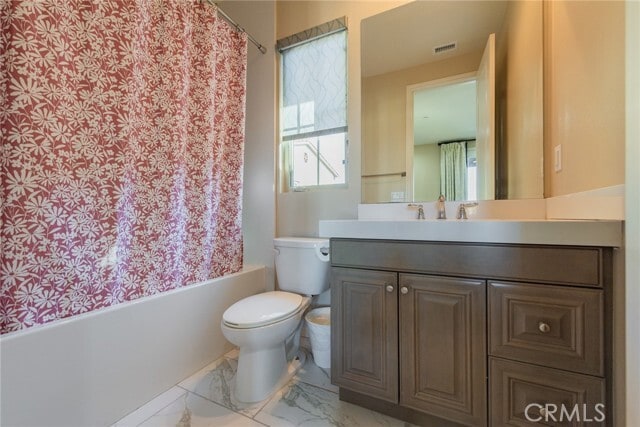 Building Photo - 16 Spanish Moss