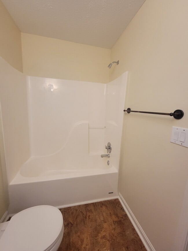 Building Photo - 1216 Pebble Creek Dr