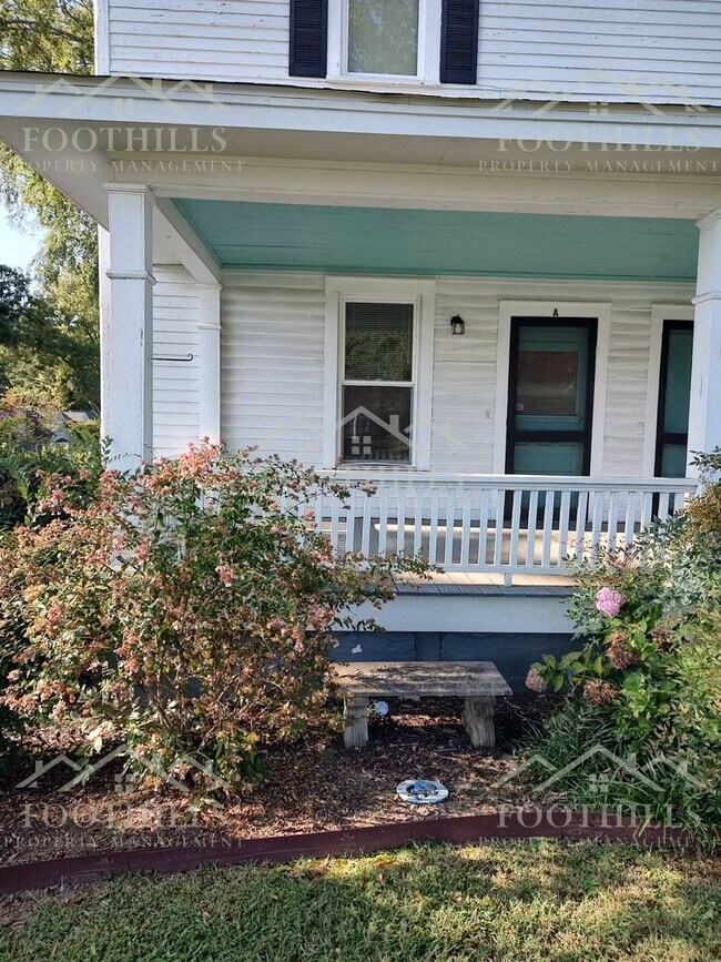 Building Photo - 120 Anderson Ave
