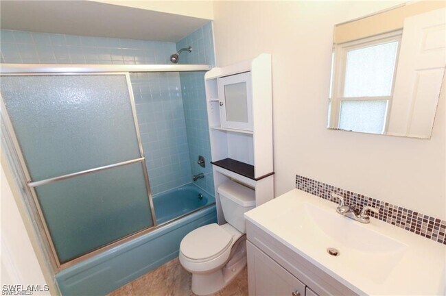 Building Photo - 1329 Torreya Cir
