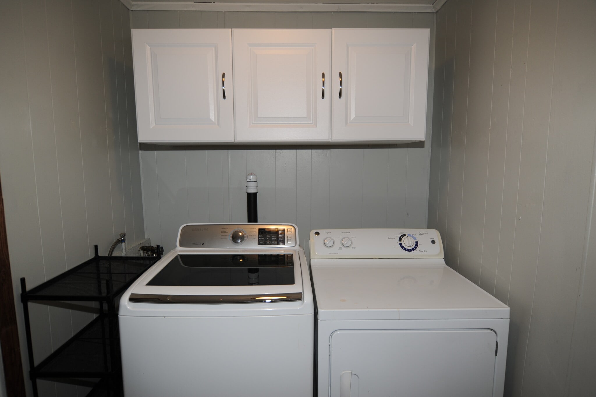 Building Photo - 375 Elm Ave