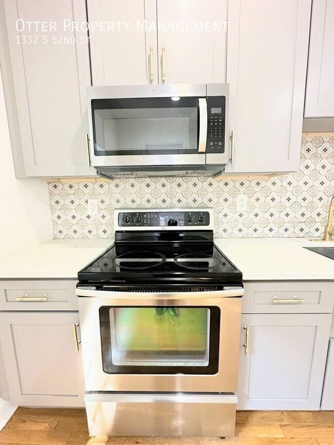 Building Photo - 1332 S 52nd St