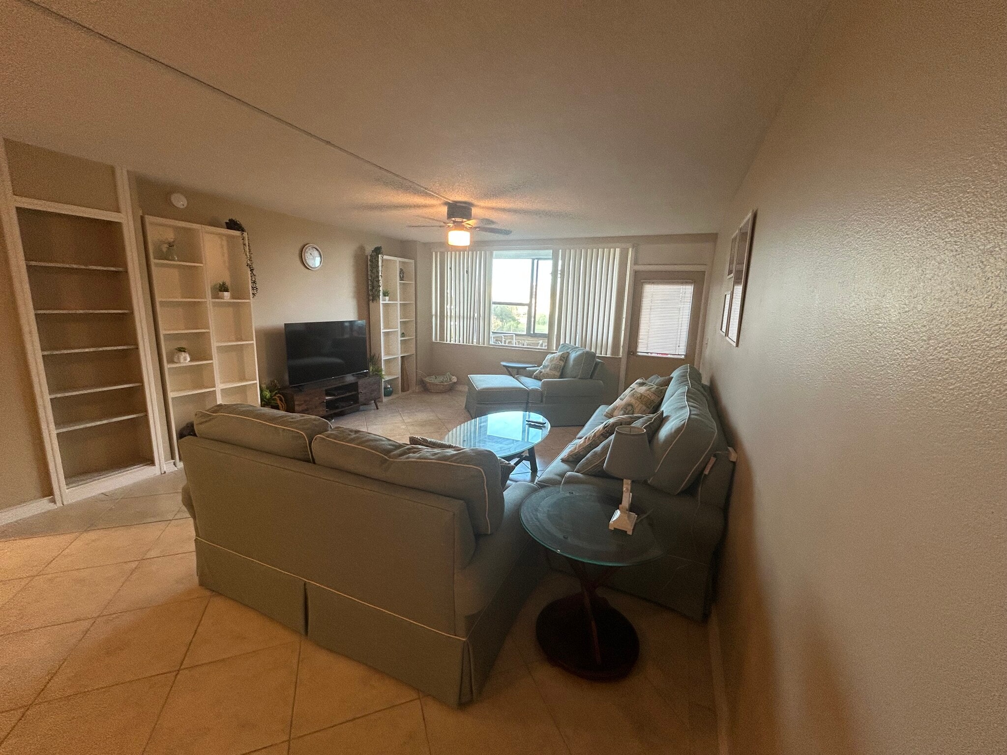 Building Photo - 2621 Cove Cay Dr