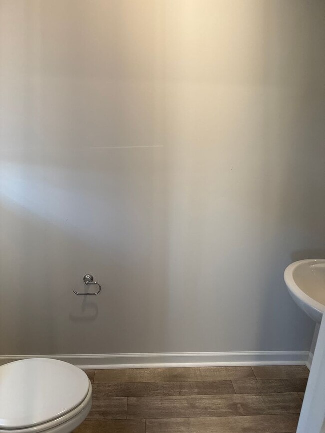 Building Photo - *Preleasing Now* -Three Bedroom | Two and a Half Bath Townhome in Driftwood | Lincoln Schools!