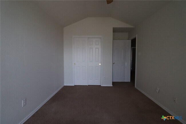 Building Photo - 3803 Lyna Ct