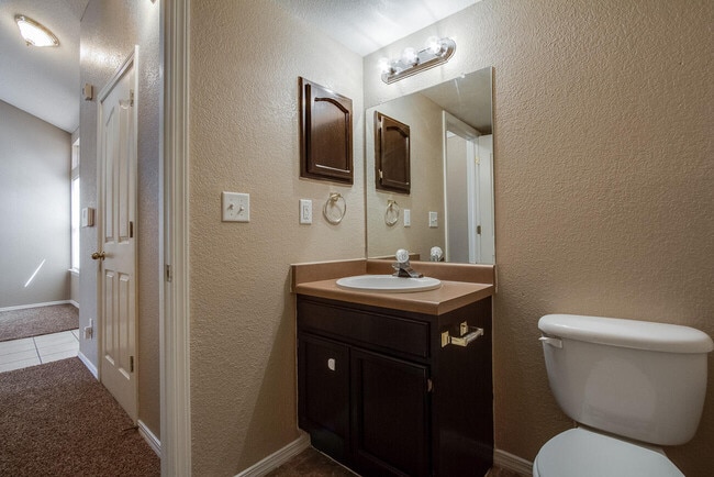 Building Photo - 14185 Tierra Halcon Dr