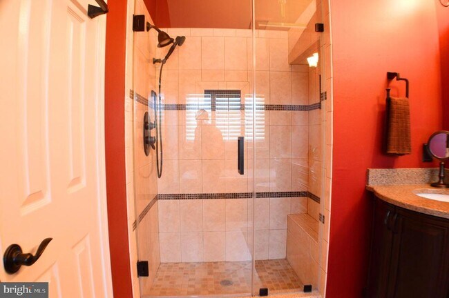 Building Photo - 7027 Bentley Mill Pl