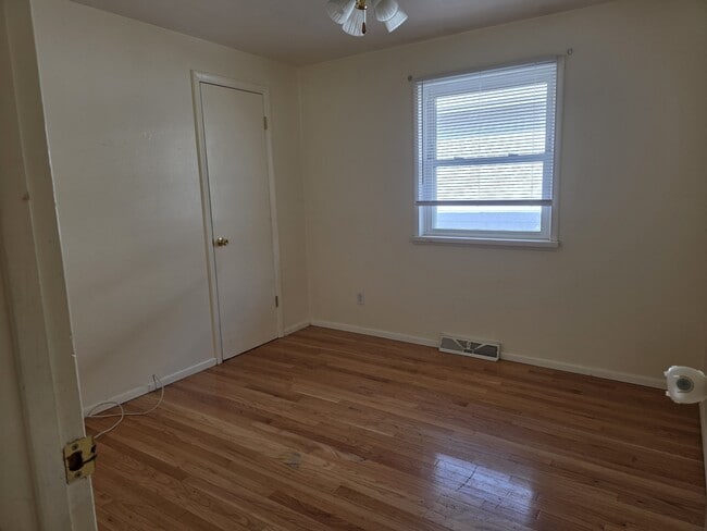 Building Photo - 406 N 23rd St