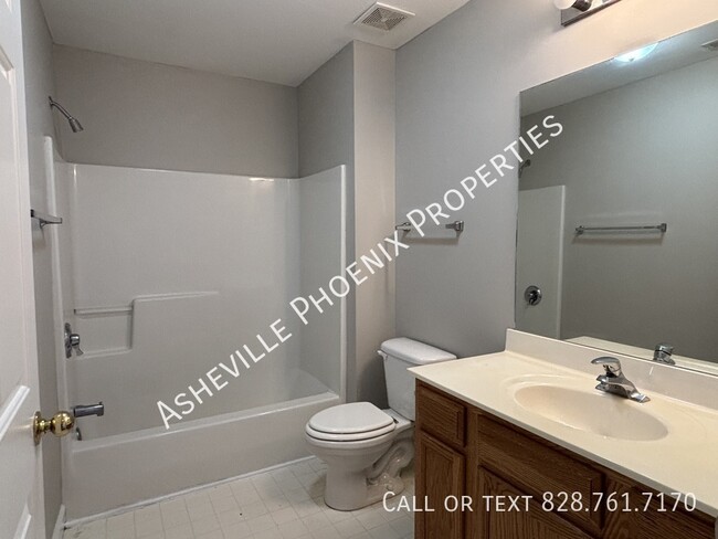 Building Photo - 306 Olde Covington Way