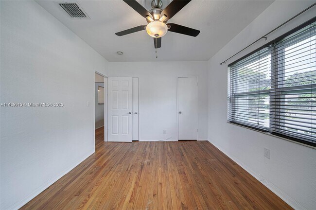 Building Photo - 89 NW 110th St